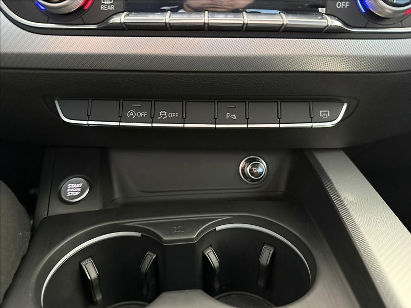 Audi A4 2,0   TDI 110kW,S-TRONIC,B9,SP - fotka 21 z 27