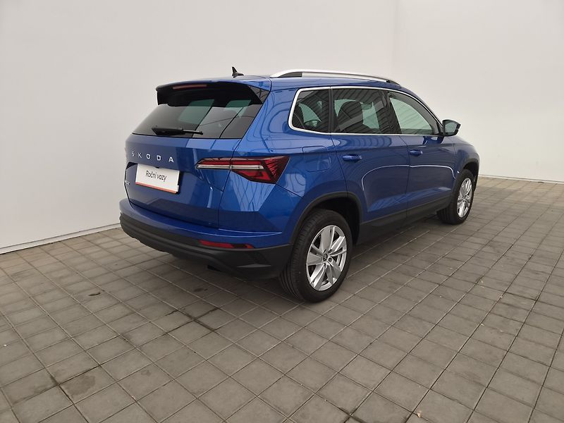 Škoda Karoq 1.5 TSI Top selection - fotka 2 z 25