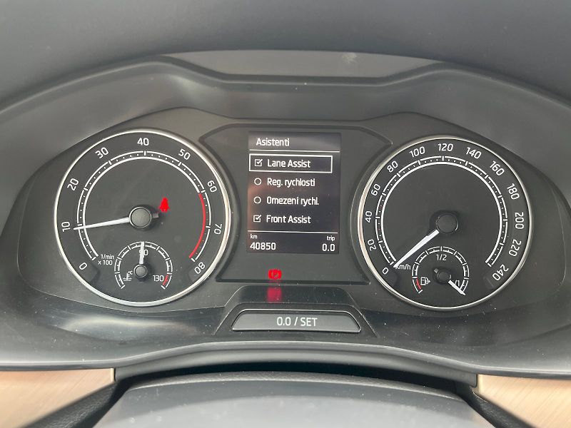 Škoda Kamiq (2023) 1.0 TSI 81 kW Style - fotka 21 z 25