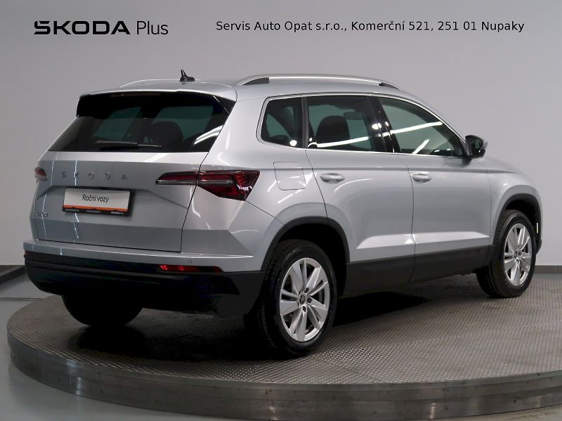 Škoda Karoq (2025) TOP SELECTION 1.5TSI 110KW DSG - fotka 2 z 41