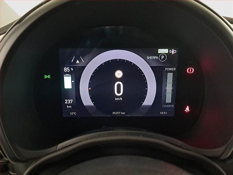 Fiat 500e (2021) 42 kWh, SoH 94%, Automat - fotka 11 z 18