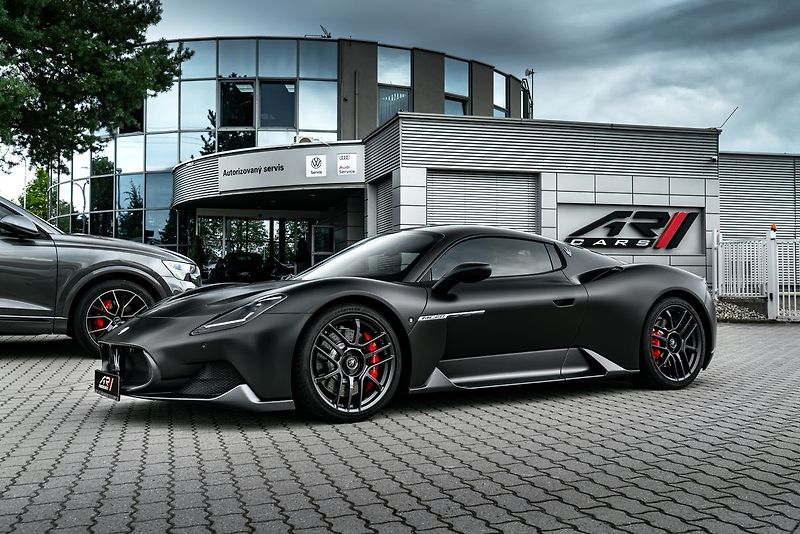 Maserati MC20 Lift, kamera, PPF, ZÁRUKA - fotka 25 z 25