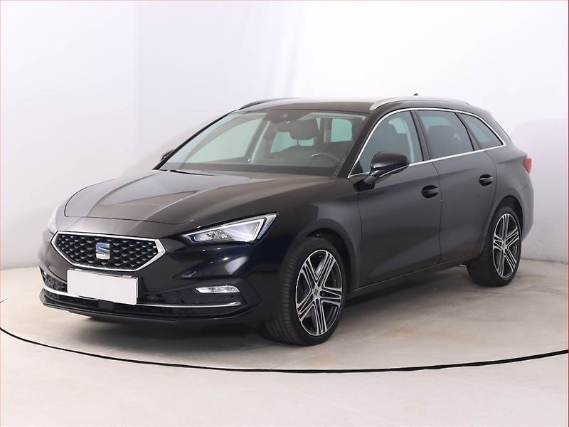 Seat Leon (2023) Xcellence 2.0 TDI, Automat - fotka 2 z 22