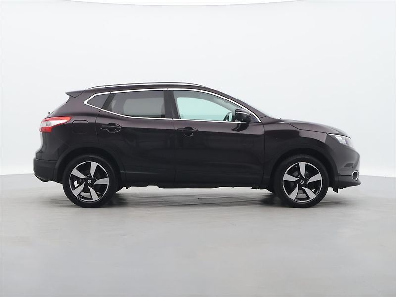 Nissan Qashqai 1,2 DIG-T Navi Panorama 1.Maj. - fotka 8 z 28
