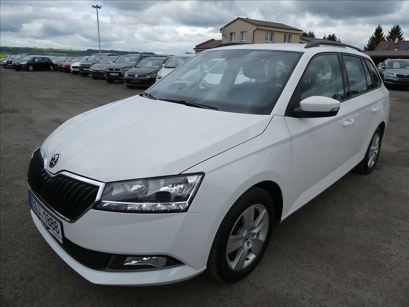 Škoda Fabia 1,0 TSi 81kW 2xkola,DPH,servis - fotka 3 z 43