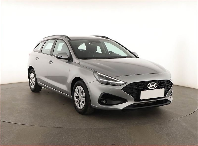 Hyundai i30 (2026) 1.0 T-GDI, Comfort, Navigace - fotografie inzerátu