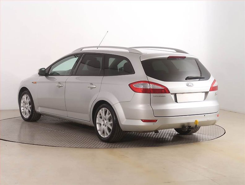Ford Mondeo (2010) 2.0 TDCi, Serv.kniha, nová STK - fotka 4 z 18