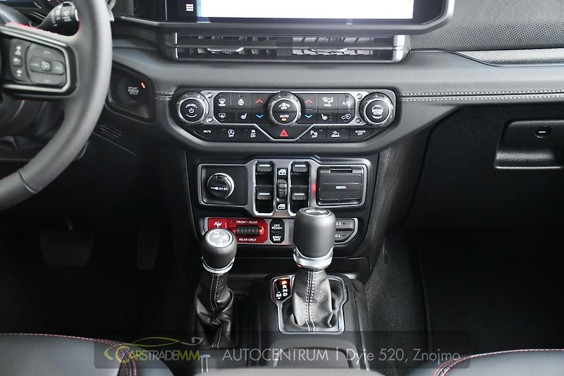 Jeep Wrangler 3.6L AWD RUBICON 4tisKM - fotka 23 z 52