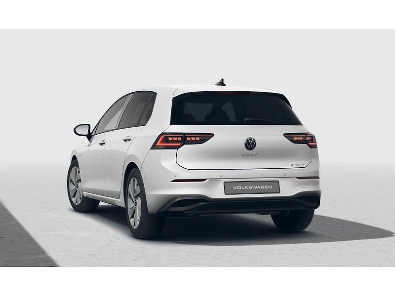 Volkswagen Golf (2025) Hatchback - fotka 3 z 4