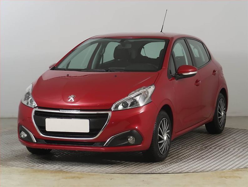 Peugeot 208 (2016) 1.6 BlueHDi, Tempomat - fotka 2 z 21