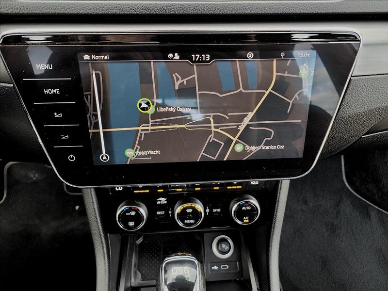Škoda Superb 1,4 PHEV,160kw,DSG,Clever+ - fotka 24 z 49