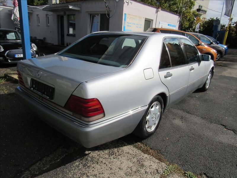 Mercedes-Benz Třídy S 3,2 W140 300 SE 170kW Mamut - fotka 6 z 26