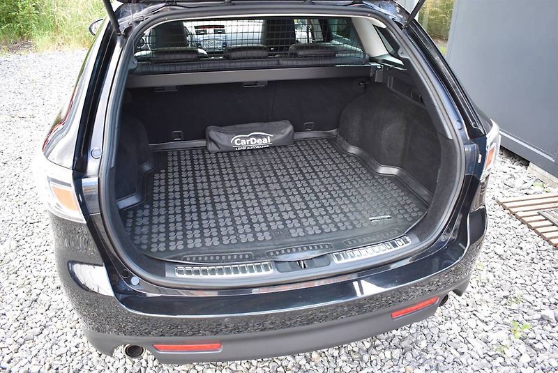 Mazda 6 2,5 16V    SPORT+,BOSE,1.M,TOP - fotka 21 z 22