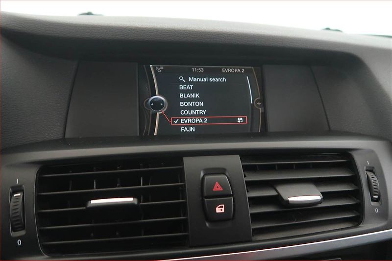 BMW X3 (2013) xDrive20d, 4X4, Kůže - fotka 12 z 19
