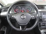 Volkswagen Passat (2016) Comfortline 2.0 TDI, Automat - náhled 15