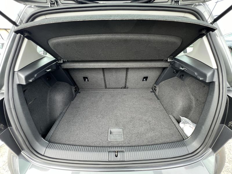 Volkswagen Golf Sportsvan 1.5TSi 96kw KLIMA TAŽNÉ  - fotka 29 z 46