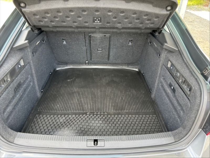 Škoda Superb 1,5 TSI Ambition - fotka 6 z 11