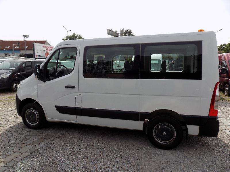 Opel Movano 2,3 CDTI 107 KW L1H1 9 MÍST - fotka 17 z 42