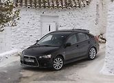 Absolutním vítězem se stává Mitsubishi Lancer, který své kvality potvrzuje dlouhodobě. Majitele vědí. To je také důvod, proč jich v inzerci, a to i v Německu, najdete minimálně. Vyskytují se problémy na elektrice, podvozku a motoru. Oprava stojí 2 tisíce.