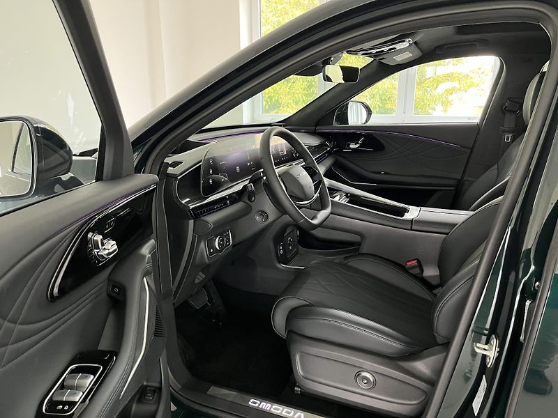 Omoda 9 PHEV (2026) PREMIUM - fotka 34 z 34
