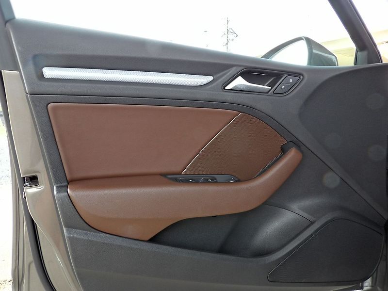 Audi A3 1.4TSI 110kW DSG Sline Xenon - fotka 11 z 26