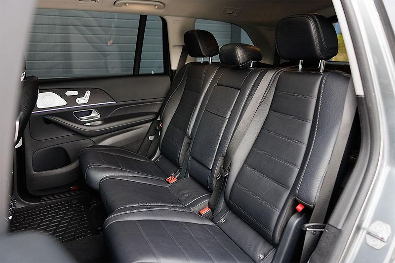 Mercedes-Benz GLS (2019) GLS 400d 4Matic AMG Line - fotka 49 z 63