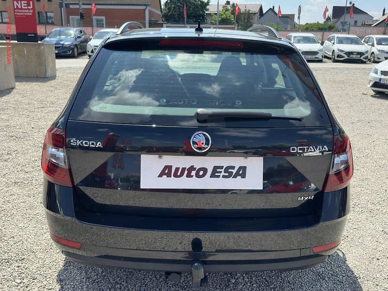 Škoda Octavia (2018) 1.8 TSi 4x4, ČR, DSG, navi - fotka 5 z 21