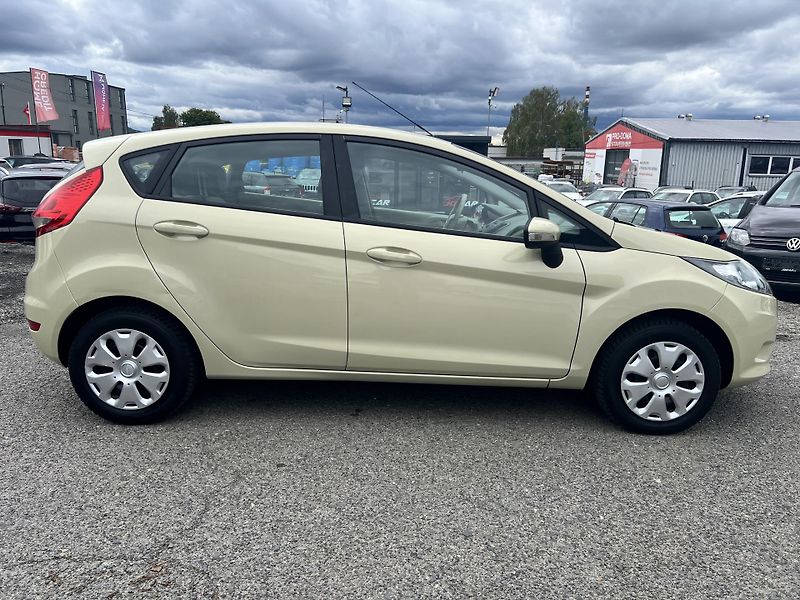 Ford Fiesta 1.25i KLIMATIZACE KOUPENO V ČR - fotka 8 z 36