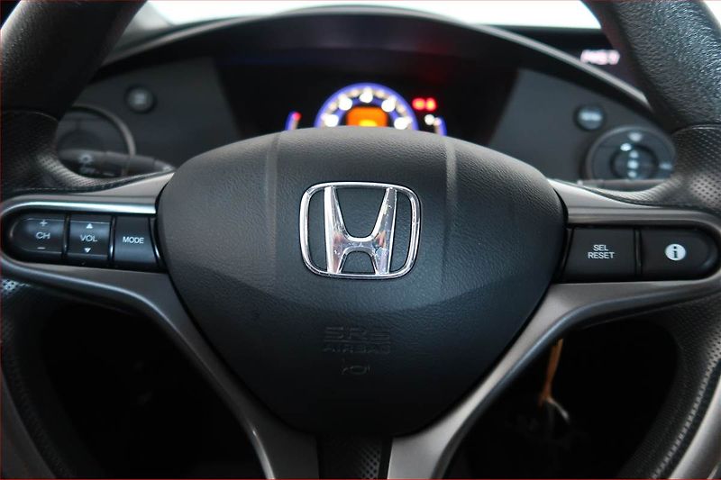 Honda Civic (2010) 1.4 i-VTEC - fotka 16 z 17