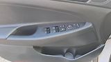 Hyundai Tucson 2.0 CRDI 4x4 Best of Czech - náhled 19