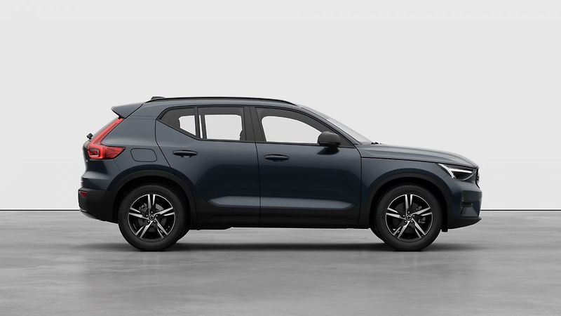 Volvo XC40 (2026) B3 2.0L 163 HP AT7 FWD CORE - fotka 4 z 6