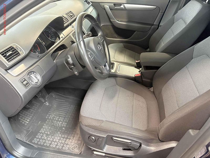 Volkswagen Passat (2014) 1.6 TDI, autoAC, temp - fotka 9 z 18