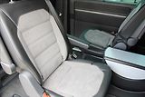Volkswagen Multivan 2,0 TDI  1MAJ,7MÍST,AT,4x4,DPH - náhled 31