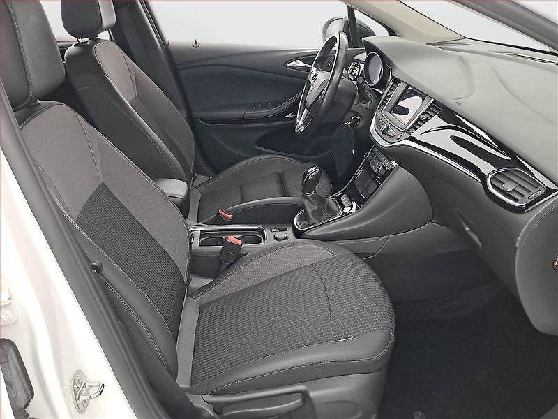 Opel Astra (2022) Elegance 1.5 CDTI, ČR,1.maj - fotka 9 z 16