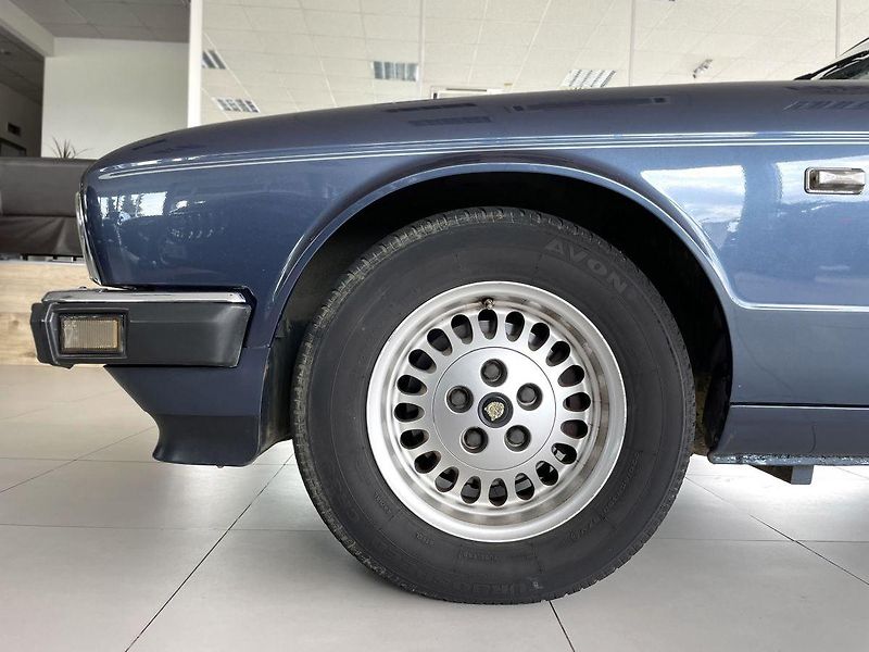 Jaguar XJ 3.6 Sovereign*1.majitel - fotka 30 z 30