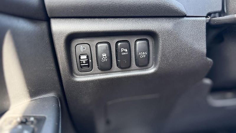 Mitsubishi ASX (2016) 1.6Di-D, ČR,4X4 - fotka 16 z 16