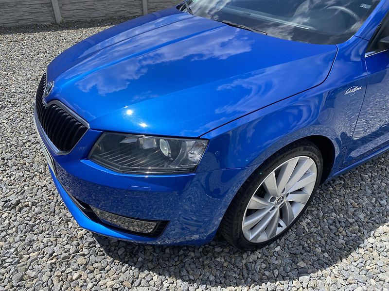 Škoda Octavia 2.0TDi L+K CZ WEBASTO 4x4 - fotka 13 z 165