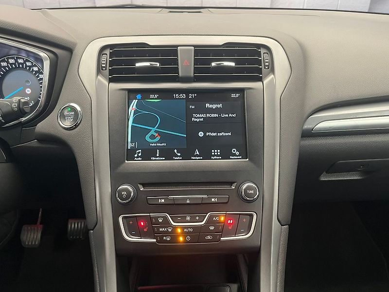 Ford Mondeo 2.0 TDCi Titanium manuál Cebia - fotka 13 z 49