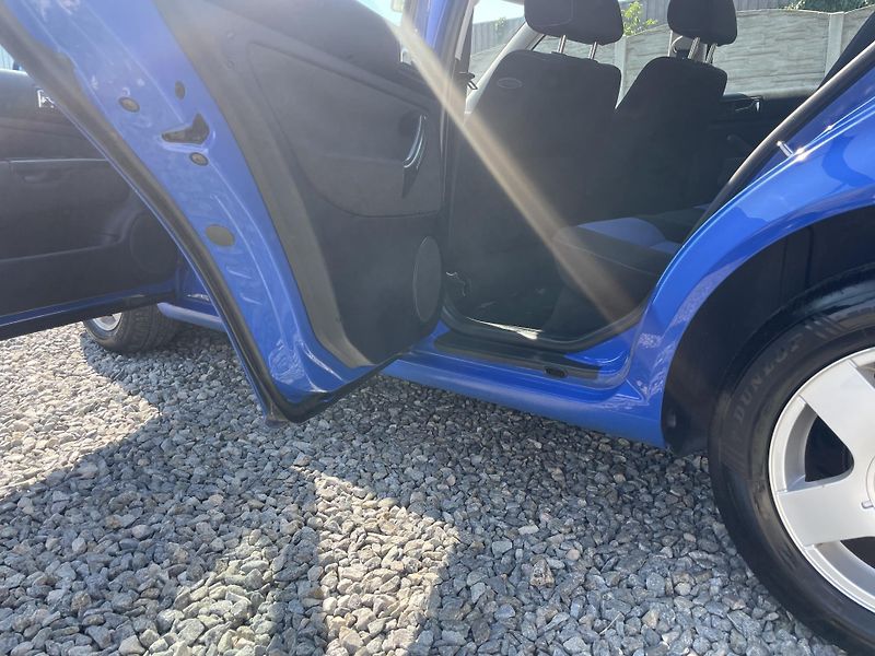 Volkswagen Golf 1.6i SR 100PS 134TKM REZERVACE - fotka 109 z 174