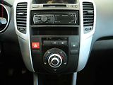 Kia Venga (2010) 1.4CVVT, 2.maj,ČR, AC - náhled 13