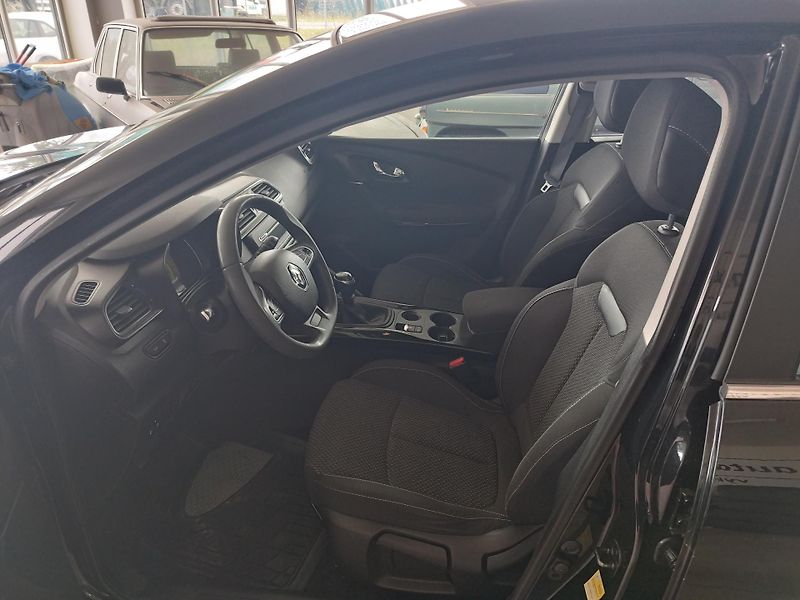 Renault Kadjar (2017) 1,2TCE,96KW,LED,ALU,SERVISKA - fotka 19 z 34