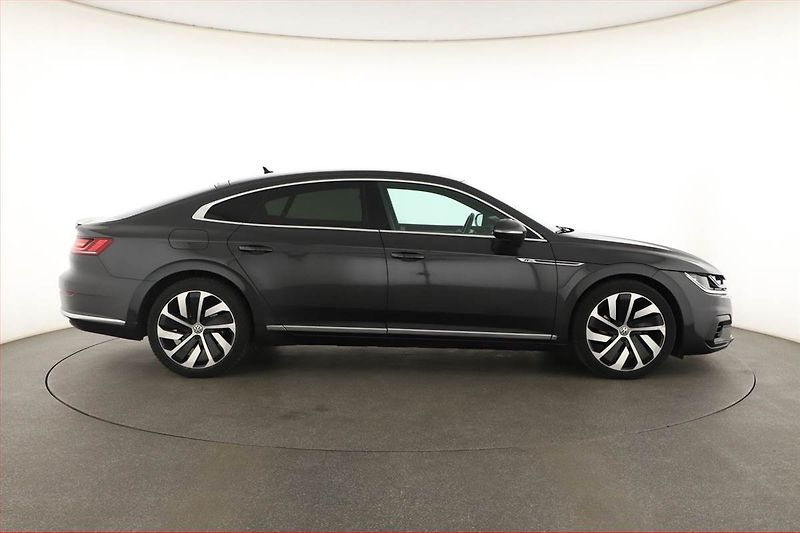 Volkswagen Arteon (2019) R-line 2.0 TDI - fotka 6 z 20