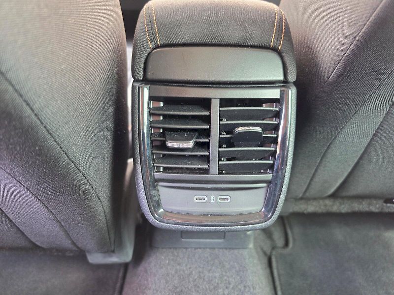 Škoda Scala (2025) 1,0TSI 85KW DSG TOP SELECTION - fotka 24 z 31