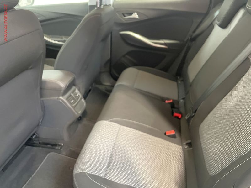 Opel Grandland X (2018) 1.2T, Edition, TZ - fotka 10 z 16