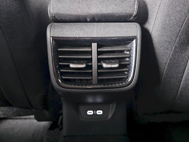 Škoda Fabia (2025) 1.0TSI 85kW TOP SELECTION CITY - fotka 25 z 30