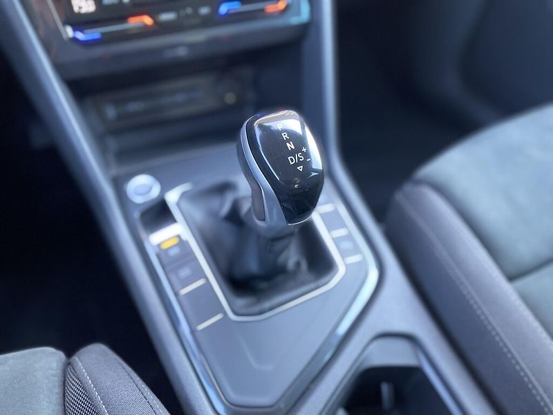 Volkswagen Tiguan 1,5 TSI 110 kW EVO Life DSG - fotka 23 z 29