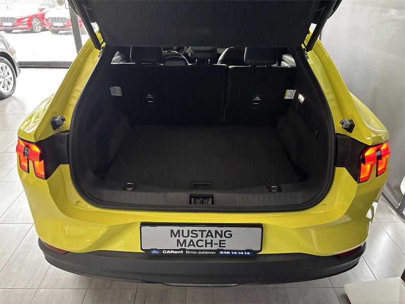 Ford Mustang Mach-E Premium, 5dveřová, 88 kWh PROD - fotka 6 z 9