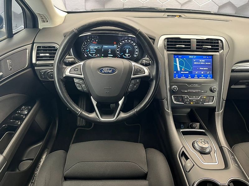 Ford Mondeo 2.0 EB 140 kW Titanium servis - fotka 9 z 56