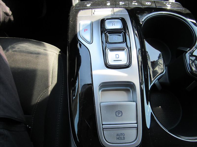 Hyundai Tucson 1,6 CRDi Style AWD AUT - fotka 21 z 35