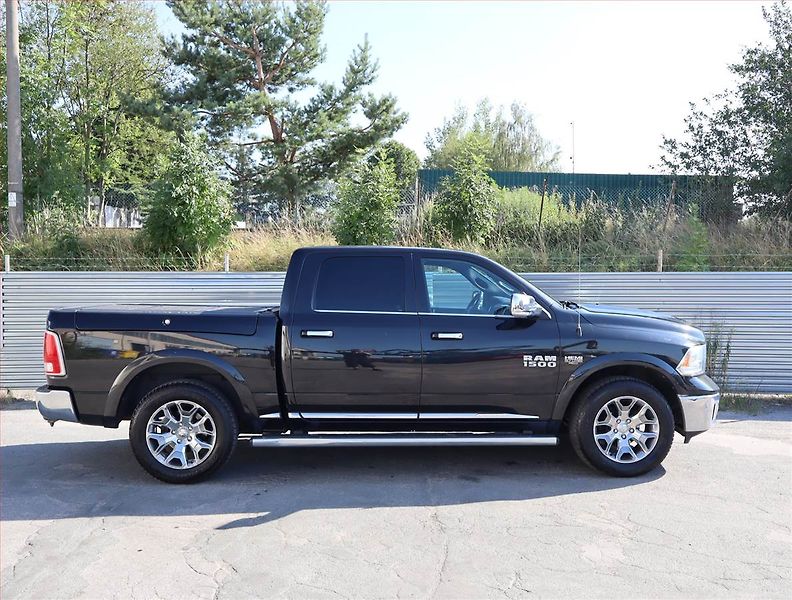 Dodge RAM (2018) 5.7 V8 HEMI - fotka 6 z 23